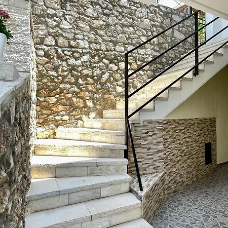 Apartment Spilea Himarë